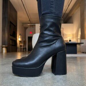 🖤 NWT SODA Black Platform Ankle Boots 4.25" Heel 1.75" Platform | Milano Shoes